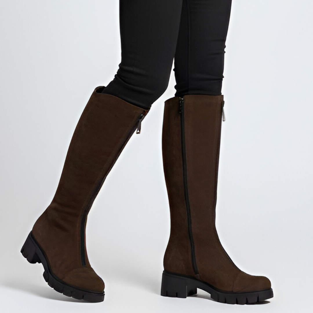 Kozaki damskie Simen, zamszowe z podeszwą z tworzywa i na stabilnym klocku, brązowe, 4259A-W