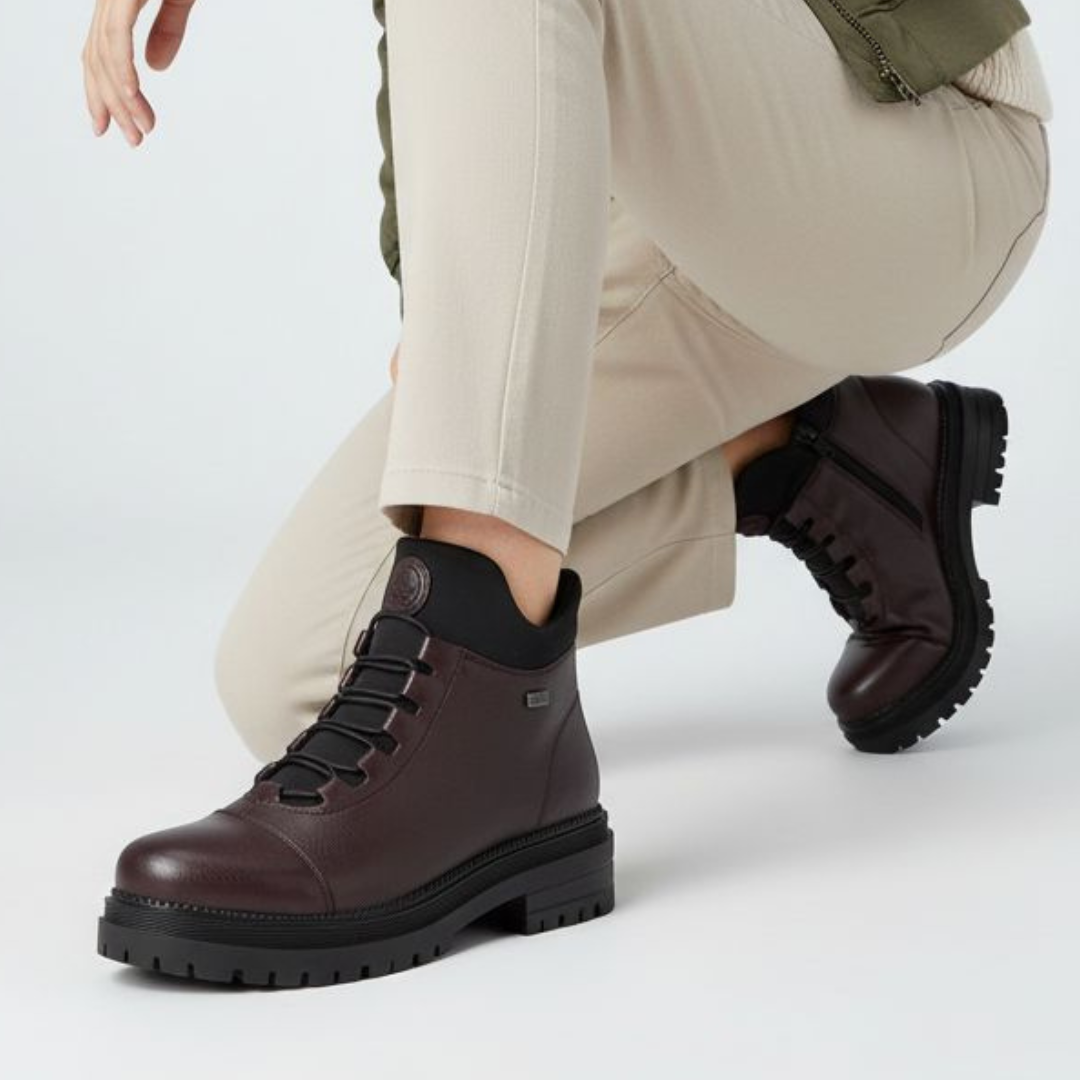 Botki damskie Rieker, gruba stabilna podeszwa i ocieplane futerkiem, czerwone, Y3163-35