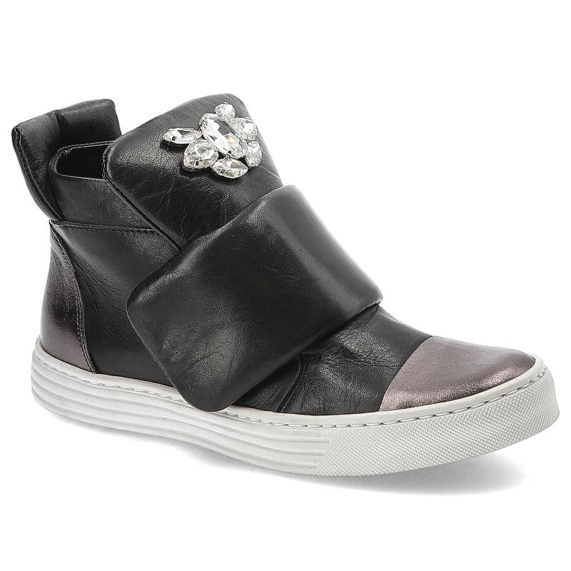 Botki damskie Carinii, skórzane z ozdobną broszką, ciemnosrebrne, B3522-F99-G22-000-996