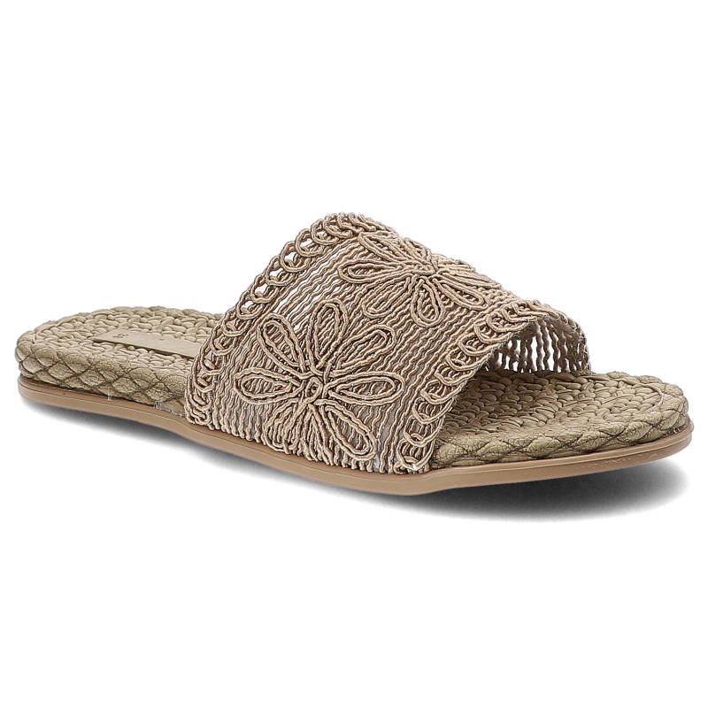 Klapki damskie Artiker, z materiału tekstylnego z szerokim haftowanym paskiem na przodzie wsuwaną konstrukcją i plecioną wkładką o wyraźnej strukturz