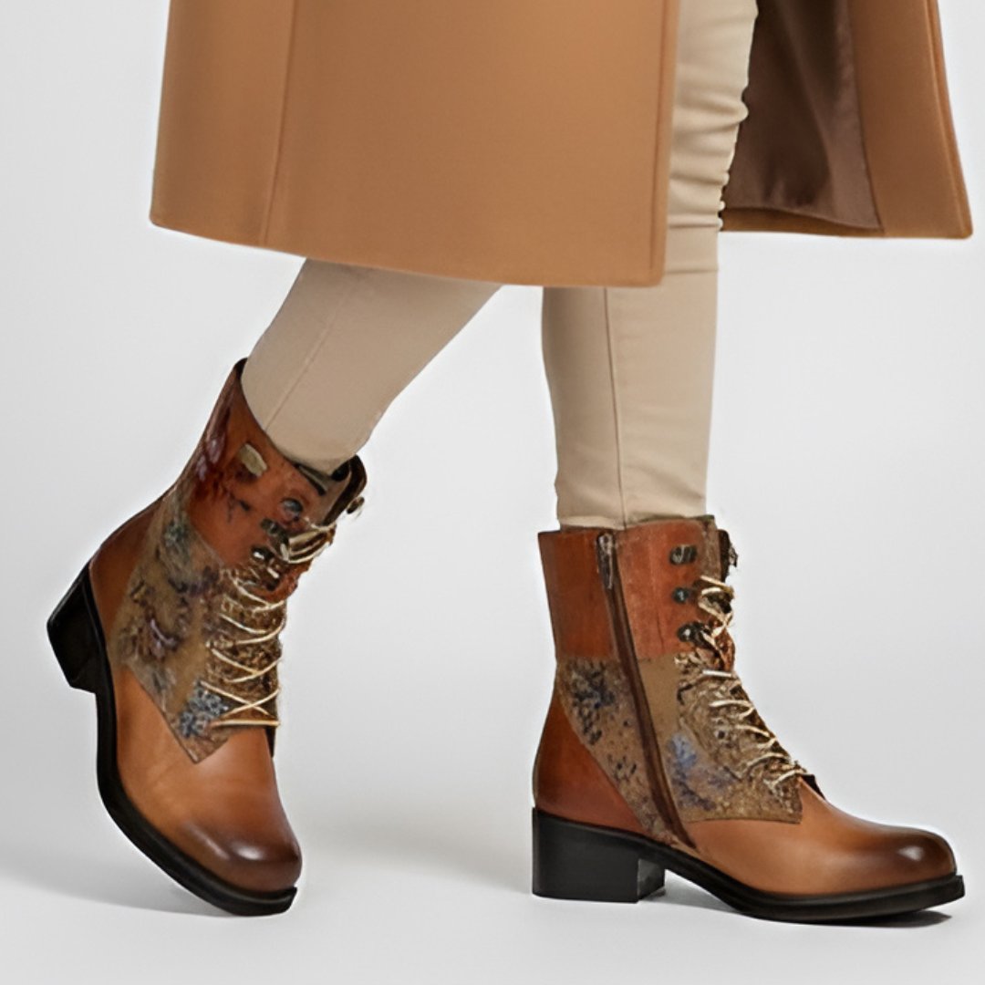 Botki damskie Laura Vita, skórzana cholewka we wzory i na stabilnym obcasie, brązowe, SO2014-3