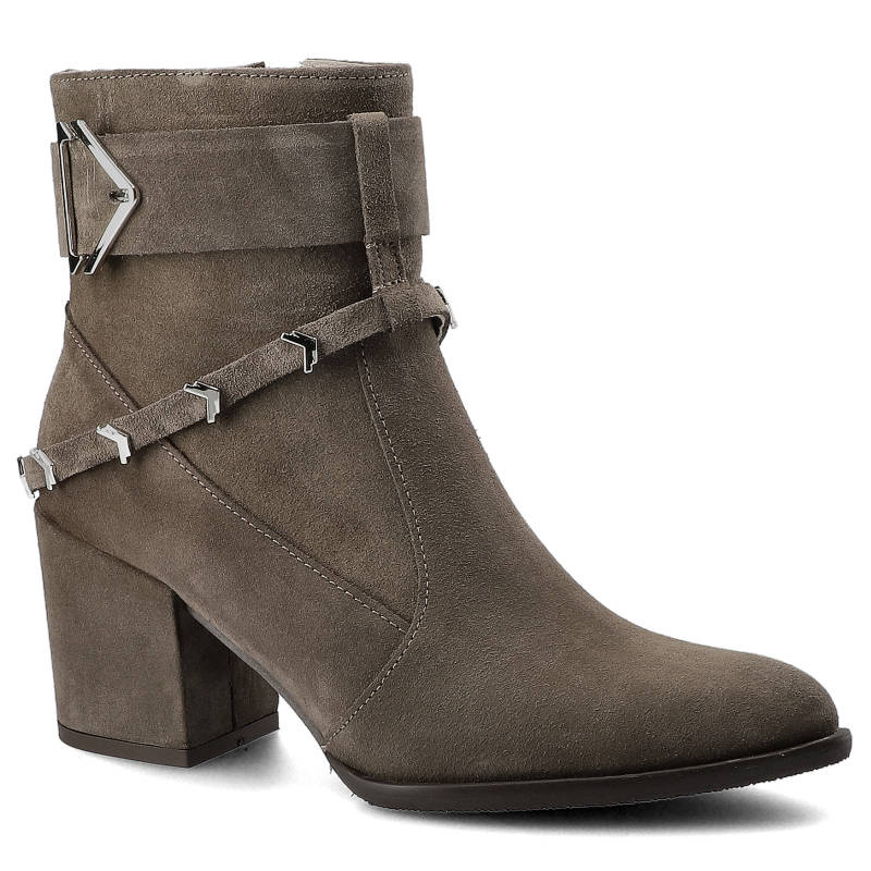 Botki damskie Karino, stabilny obcas ozdobne paski z metalowymi klamrami miękka cholewka dopasowana konstrukcja elegancki miejski styl, brązowe, 3588