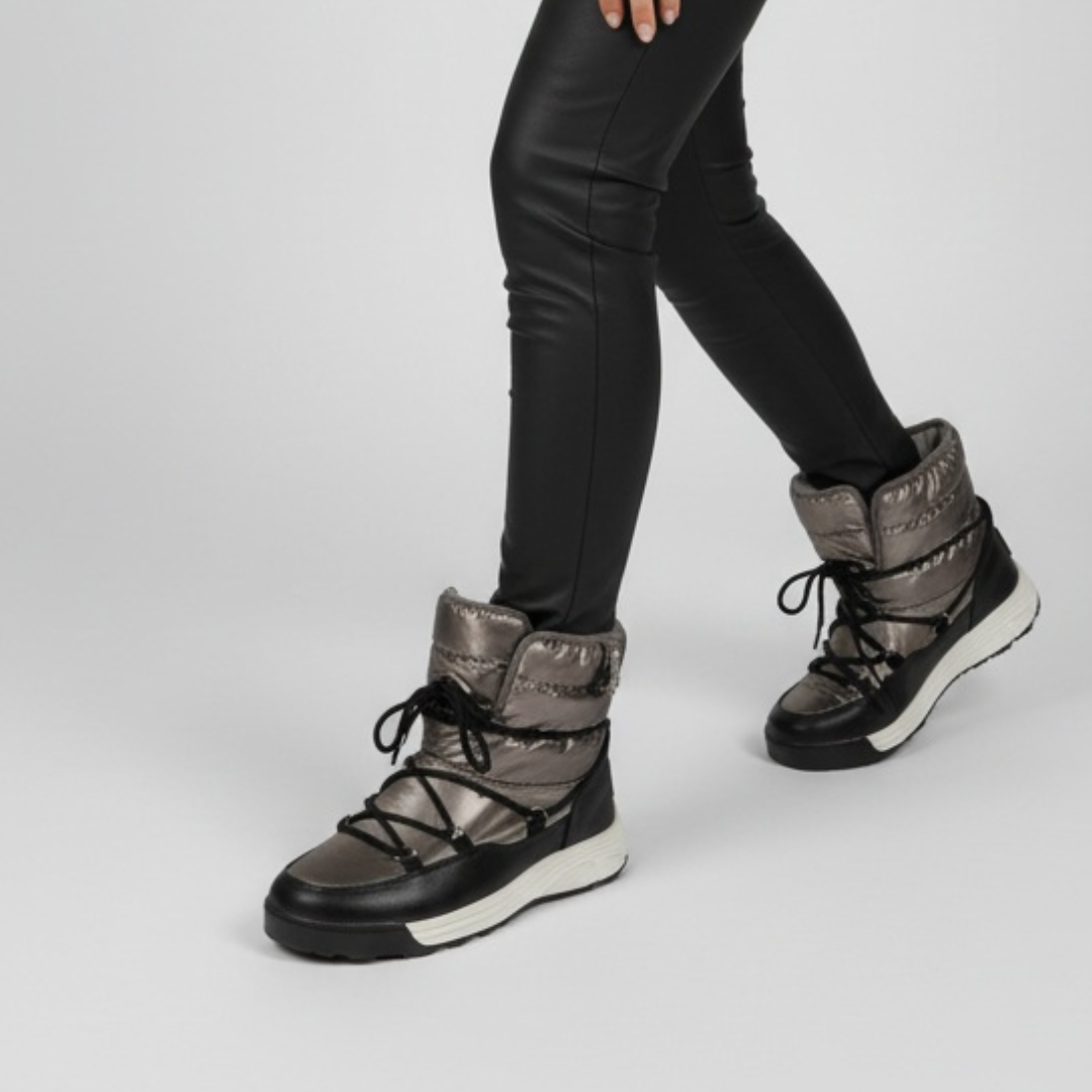 Śniegowce damskie Big Star, z połączenia materiału tekstylnego i syntetycznego z pikowaną cholewką klasycznym sznurowaniem, czarne, KK274275