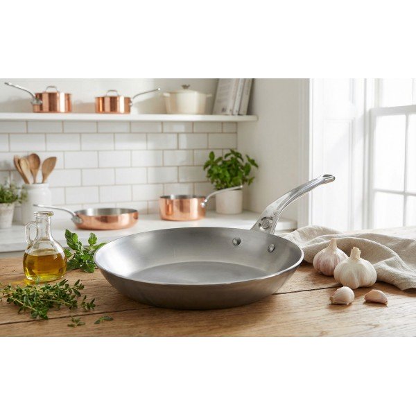 Patelnia stalowa 28 cm Mineral B carbon steel