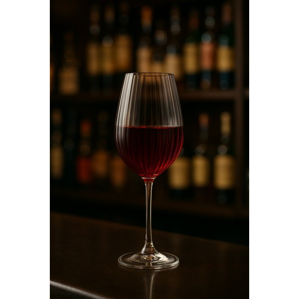 Kieliszek do wina czerwonego 520 ml Sarah Waterfall/optyk