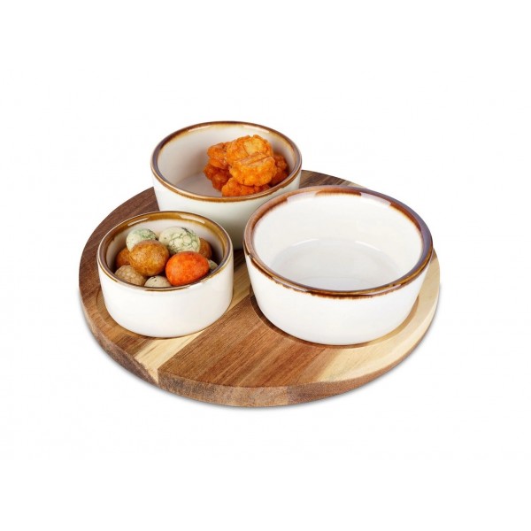 3 Miseczki na przekąski na tacy