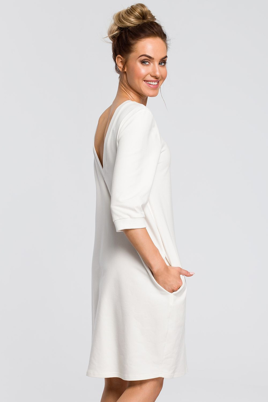 Sukienka oversize na co dzień bawełniana dekolt V na plecach ecru