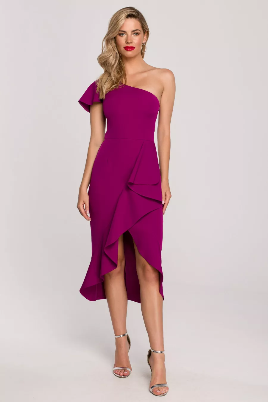 Koktajlowa sukienka na jedno ramię ołówkowa z falbaną fiolet