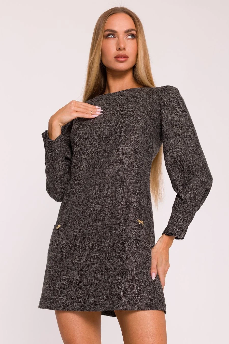 Elegancka sukienka tweedowa trapezowa mini czarna