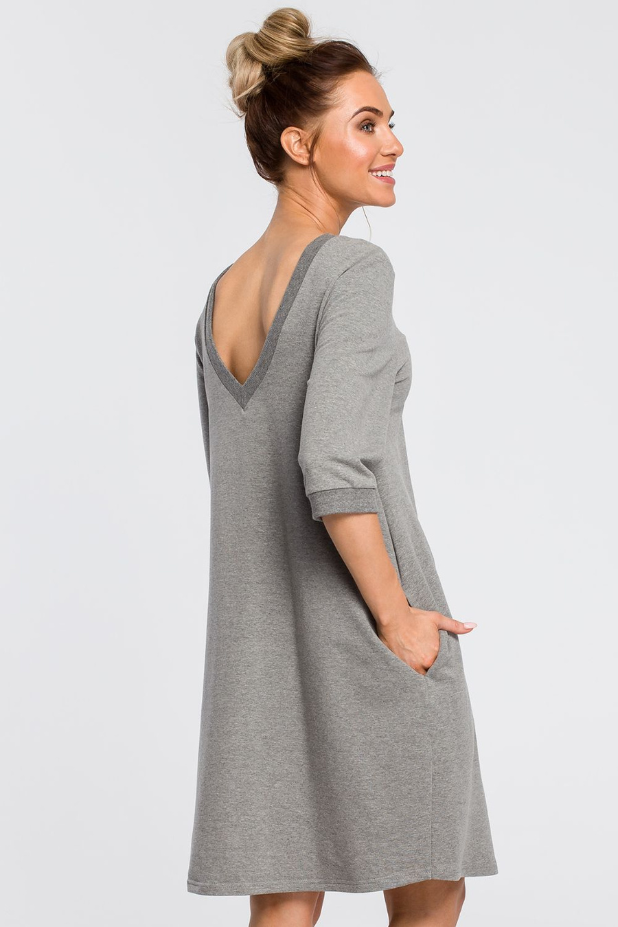 Sukienka oversize na co dzień bawełniana dekolt V na plecach szara
