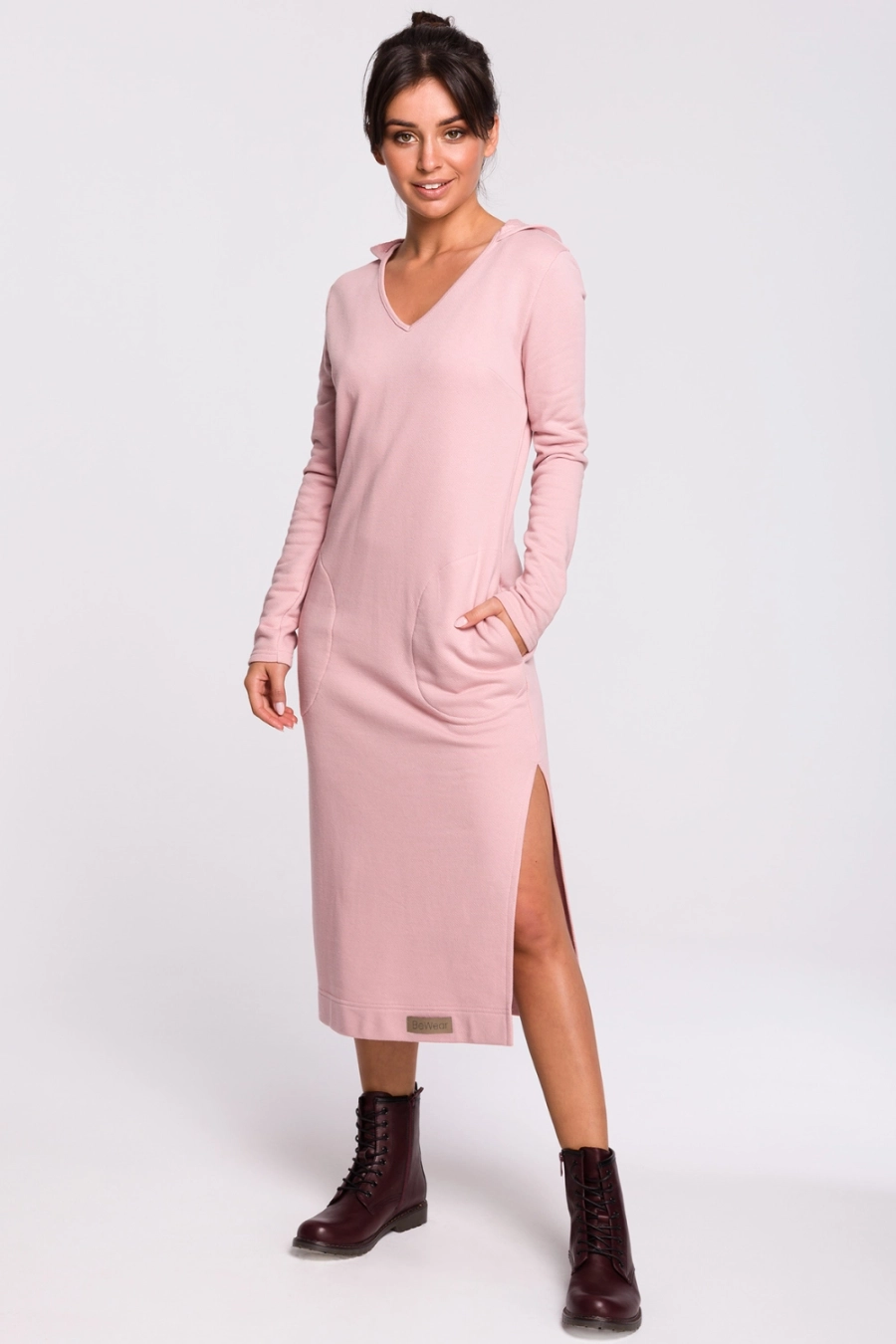 Długa sukienka dresowa kaptur i dekolt V bawełniana róż