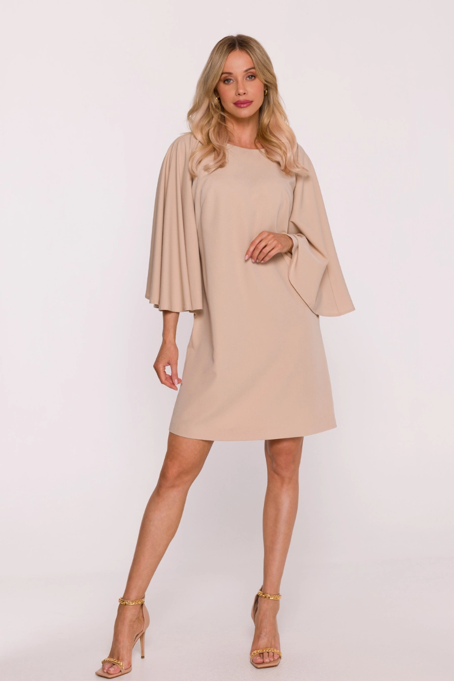 Elegancka sukienka trapezowa z bufiastymi rękawami beżowa