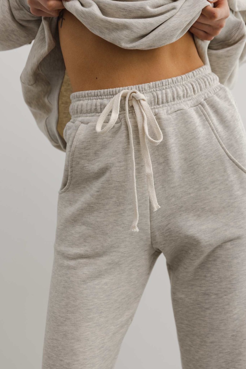 Spodnie dresowe typu jogger w kolorze SILVER MOON - DRIPS-L