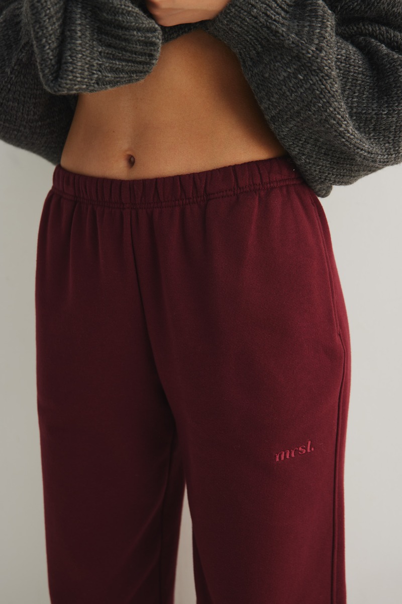 Spodnie typu jogger z HAFTEM w kolorze BURGUNDY - NEVIS-XL