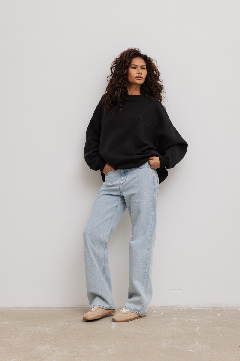 Bluza damska o kroju oversize z HAFTEM w kolorze TOTALLY BLACK - CRAFT-UNI