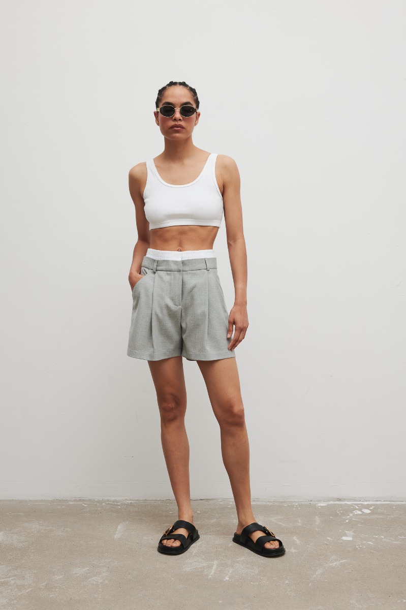 Eleganckie szorty z wiskozą w kolorze SZARYM - ORIO