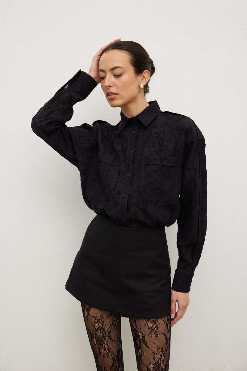 Spódnico spodenki z lnem w kolorze TOTALLY BLACK - MOVE-M