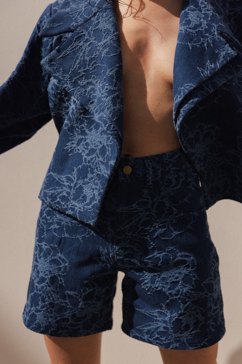 Szorty jeansowe we wzór kwiatowy w kolorze NAVY - TABOO