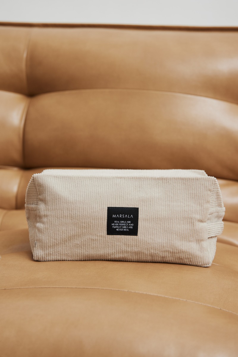 Kosmetyczka ze sztruksu w kolorze BEŻOWYM -TRAVEL medium size-DUŻY