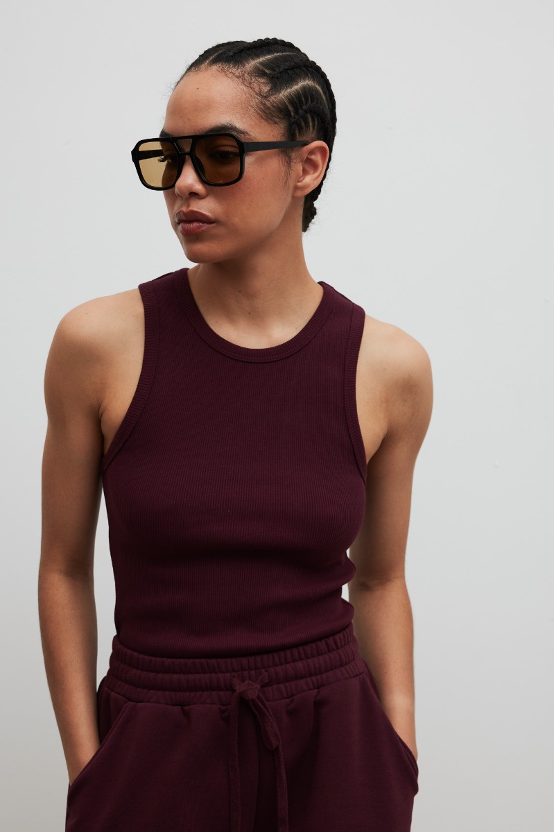 Top na ramiączkach w kolorze BURGUNDY- ISLA-XL