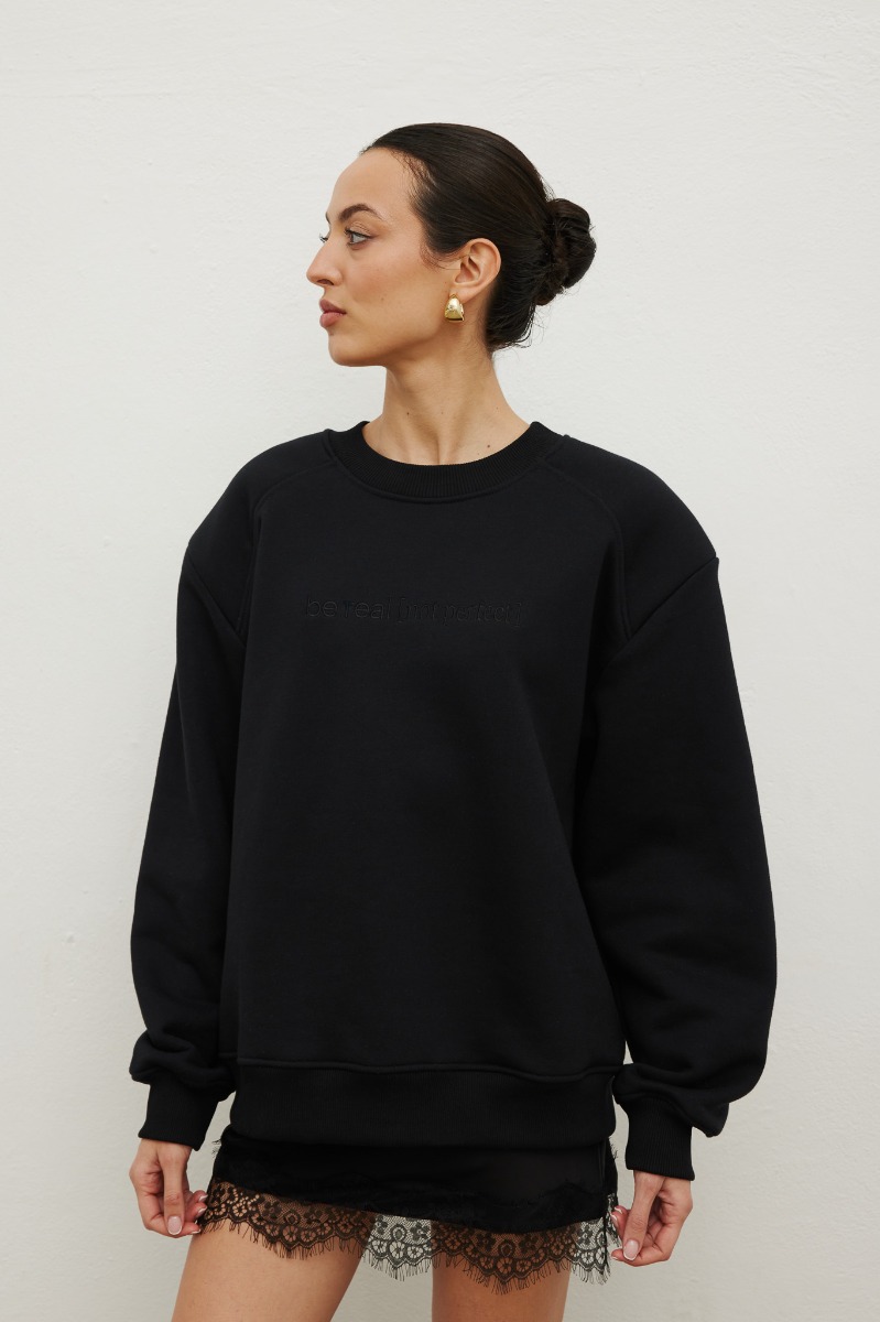 Klasyczna bluza z HAFTEM w kolorze TOTALLY BLACK - NOEL-S/M