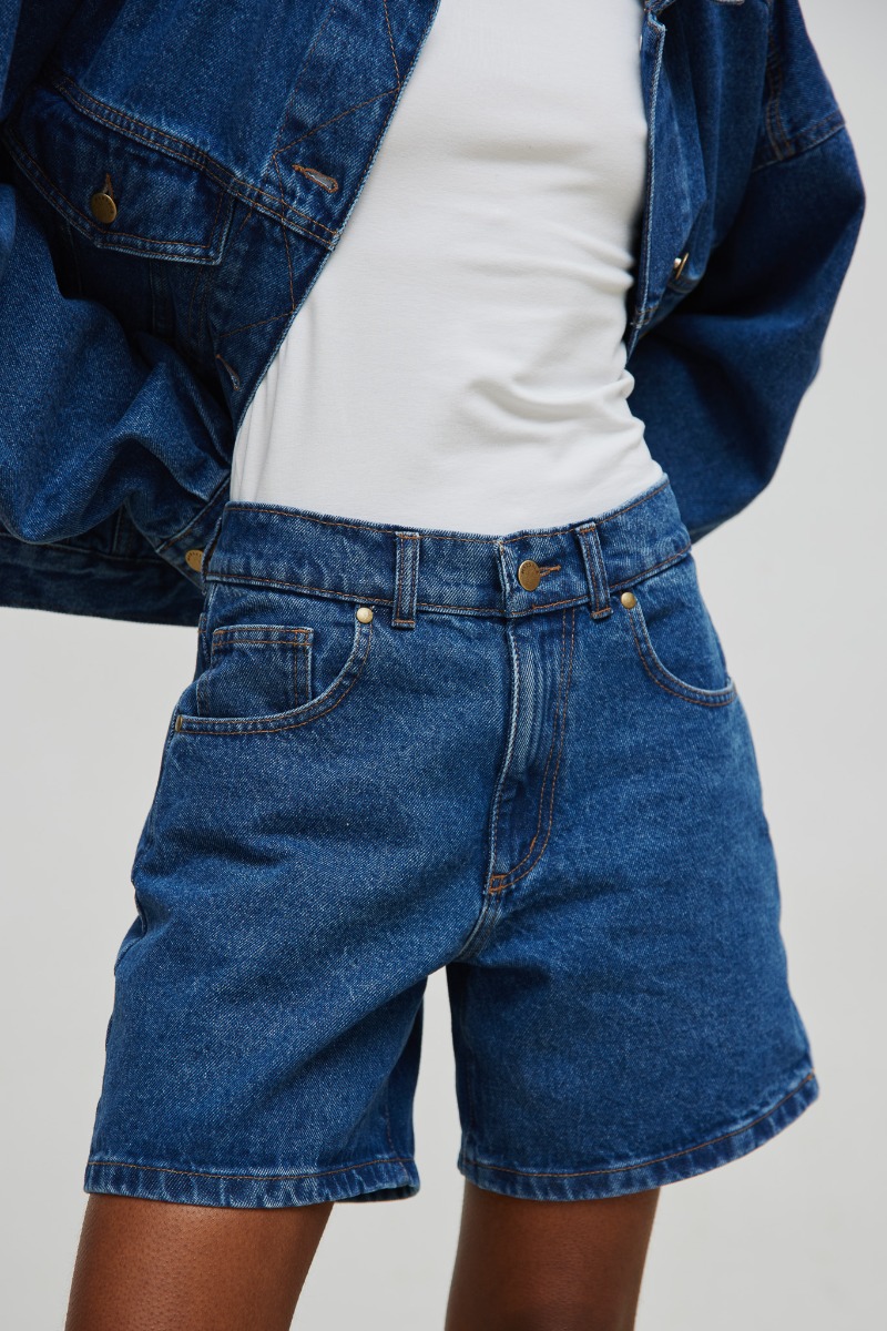 Szorty z szerokimi nogawkami w kolorze NAVY BLUE - TABOO-XL