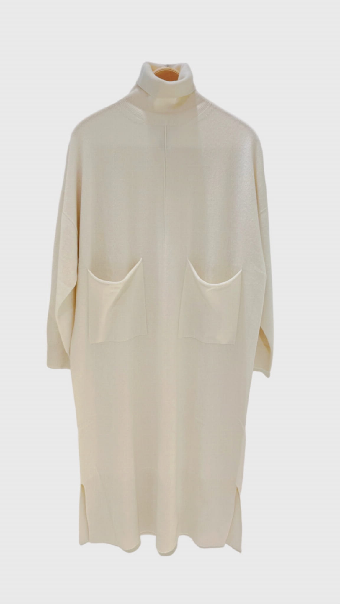 ŚMIETANKOWA WEŁNIANA SWETROWA SUKIENKA VANISE