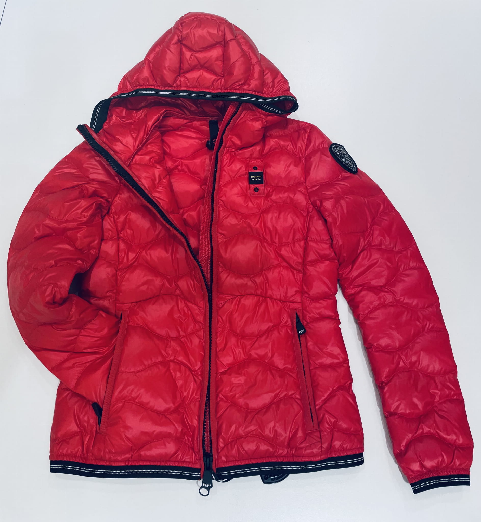 CZERWONA KURTKA BLAUER