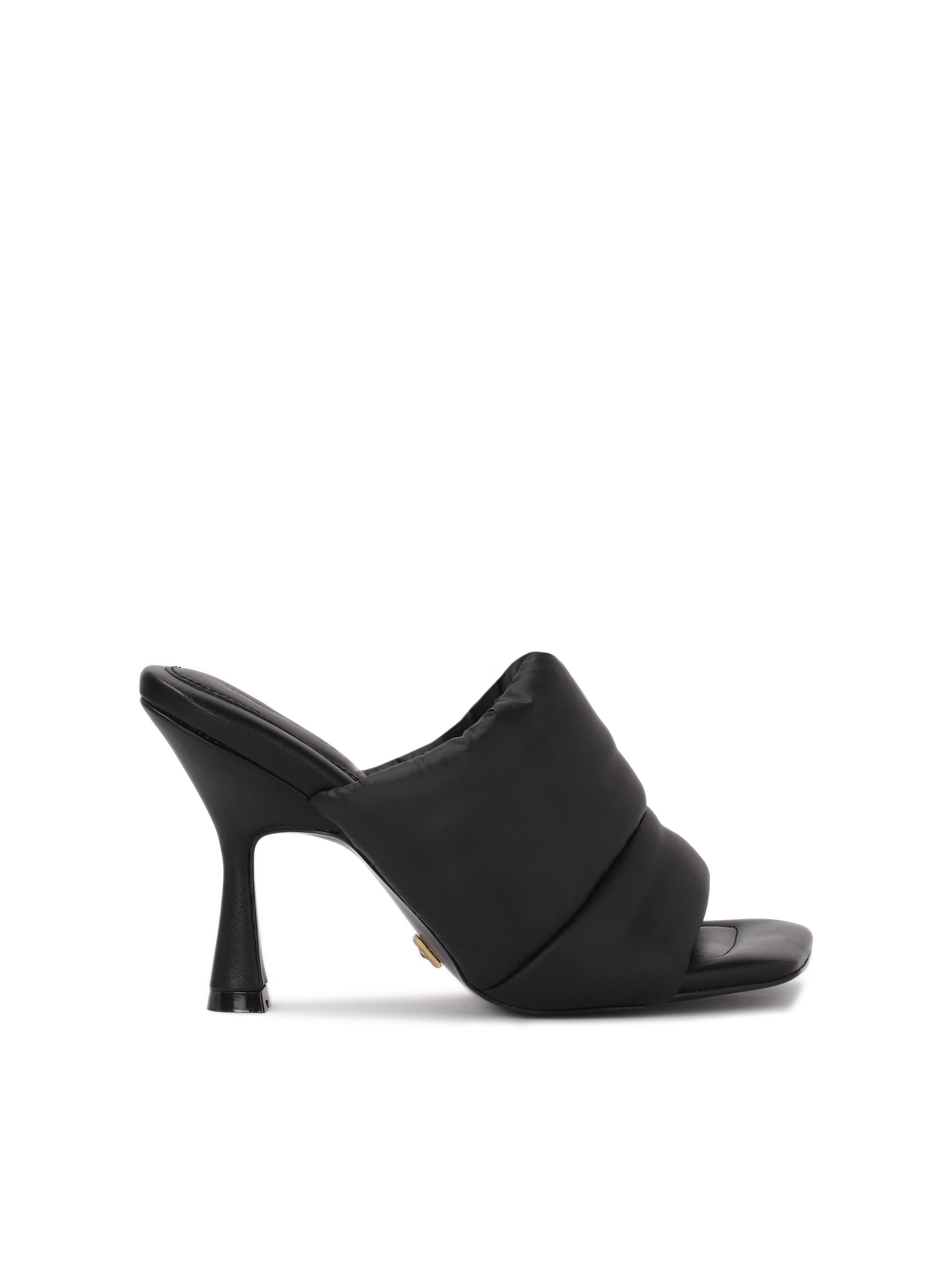 Klapki na obcasie z miękkim szerokim paskiem kazar x kasia