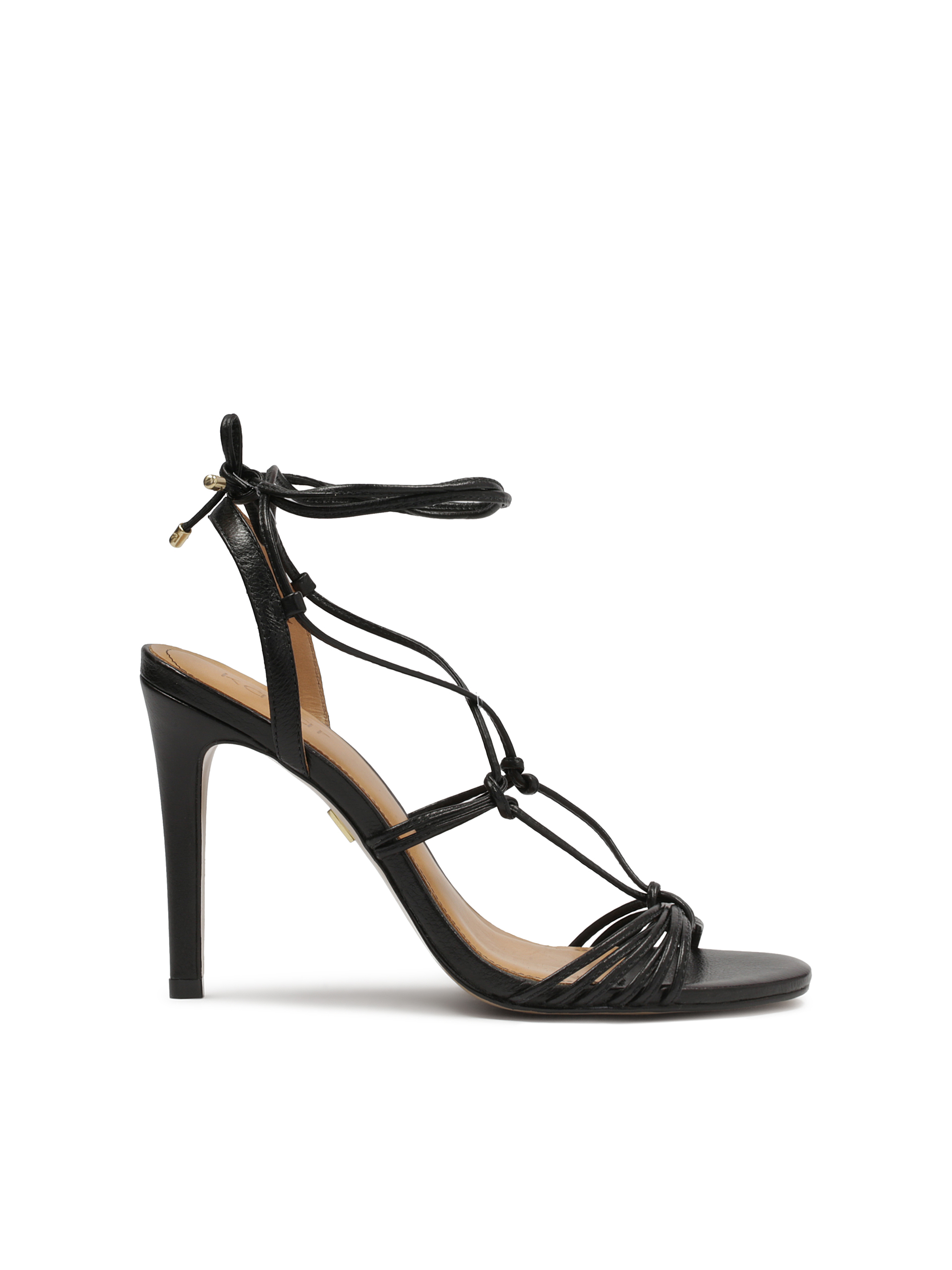 Czarne skórzane sandały na obcasie z wiązaniem