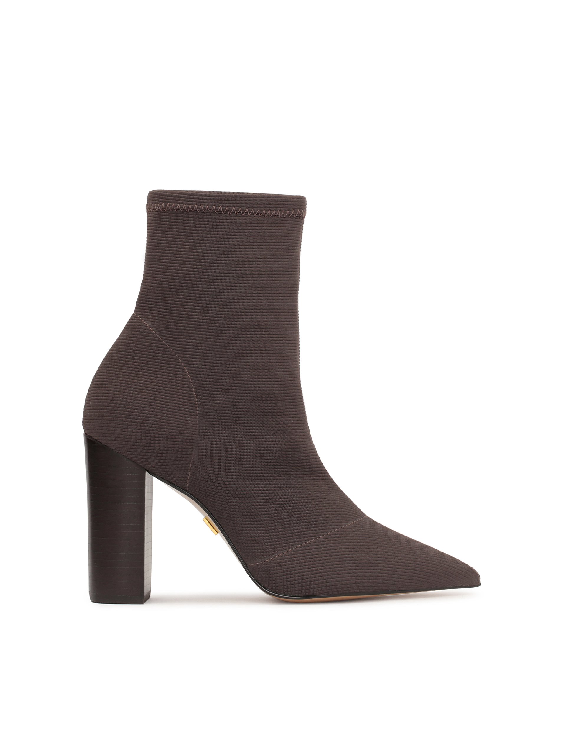 Ciemnobrązowe botki na słupku ze skarpetkową cholewką