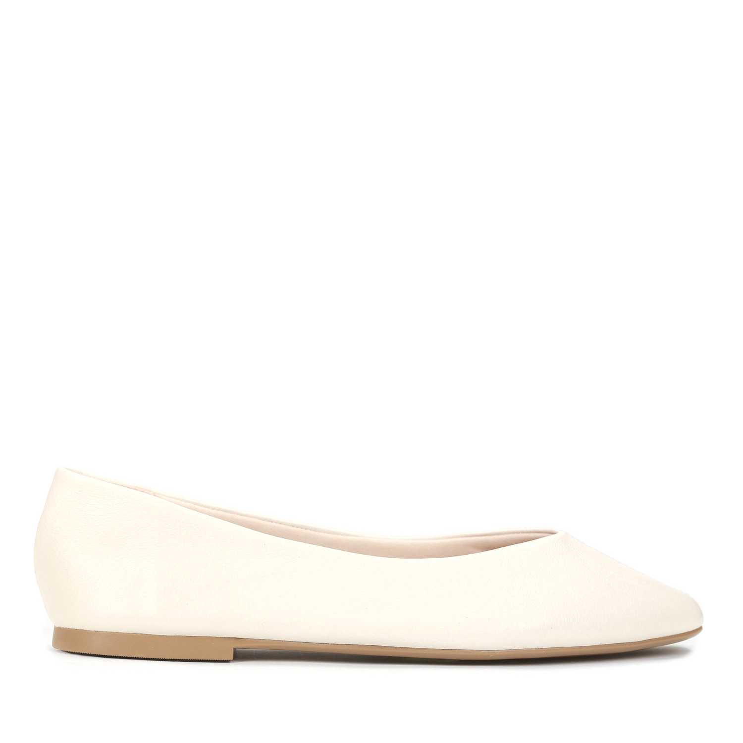 Baleriny damskie w kolorze złamanej bieli