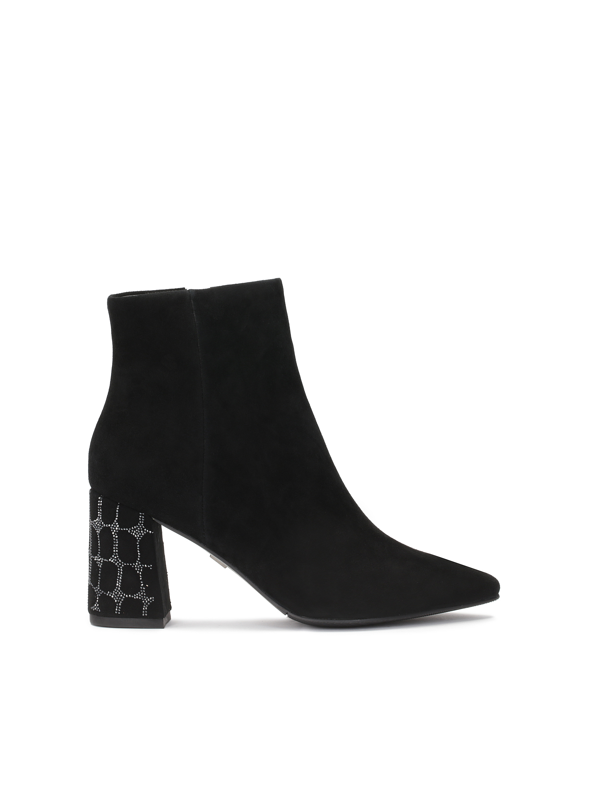 Czarne zamszowe botki z obcasem zdobionym drobnymi kryształkami