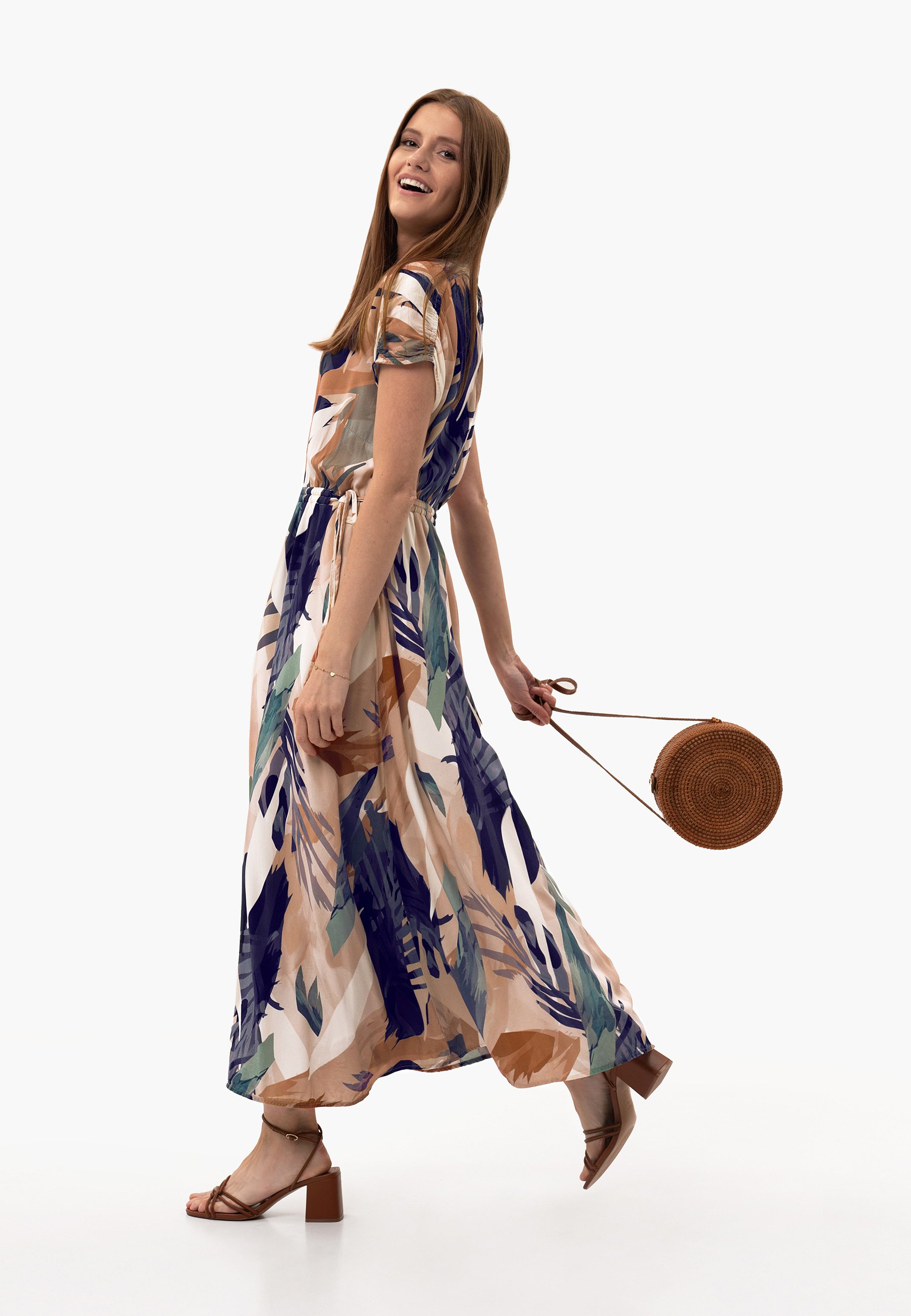 Zwiewna, długa sukienka G-FUERTA