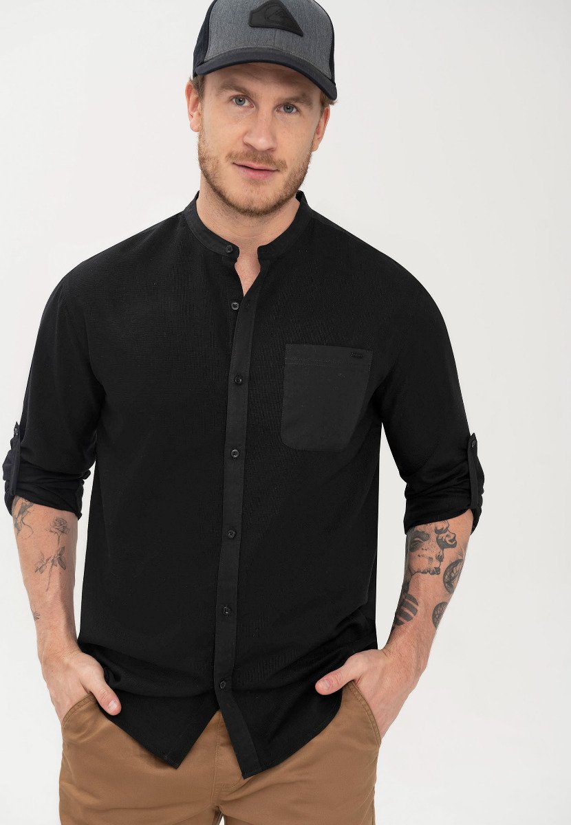 Czarna męska koszula bawełniana z kieszenią K-BASTO