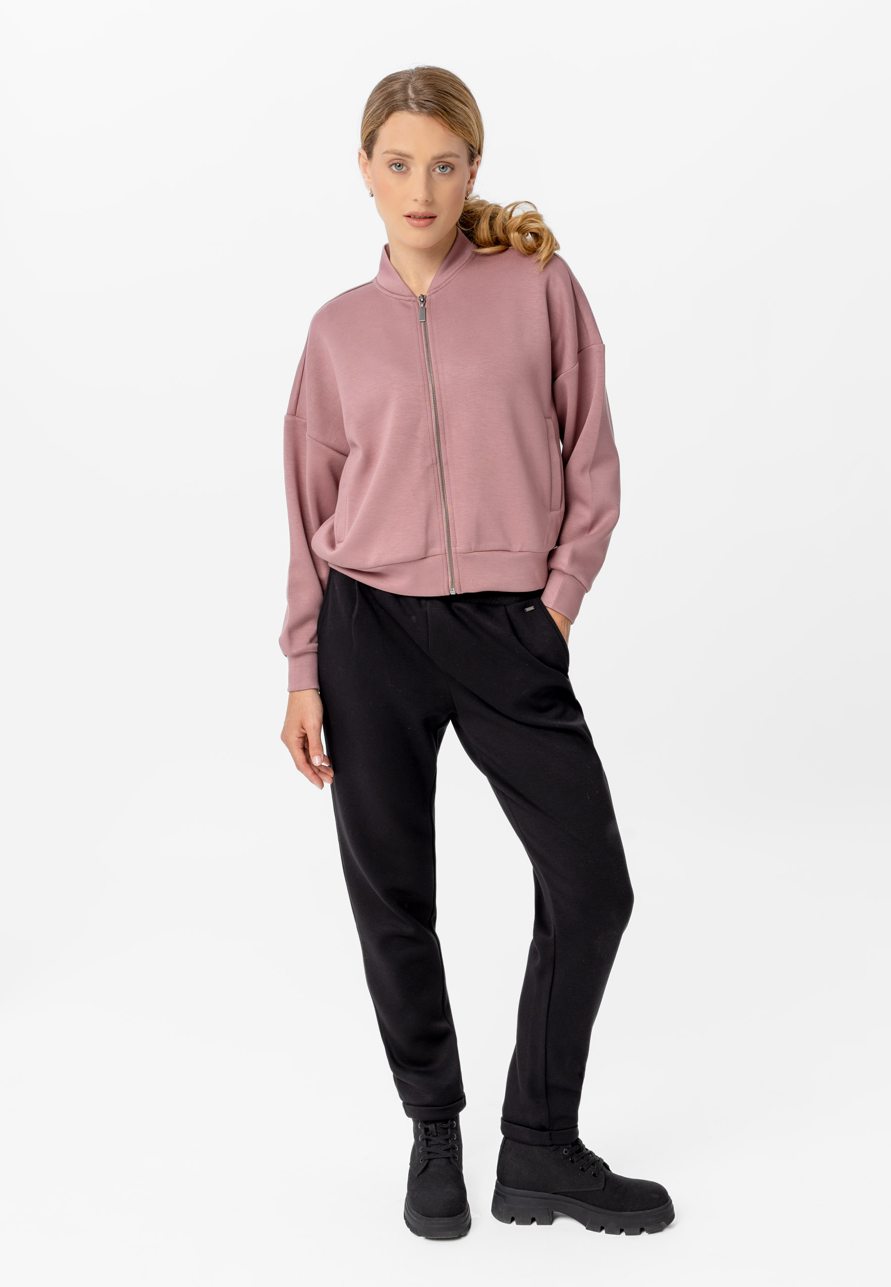 Dresowe spodnie N-INFINI