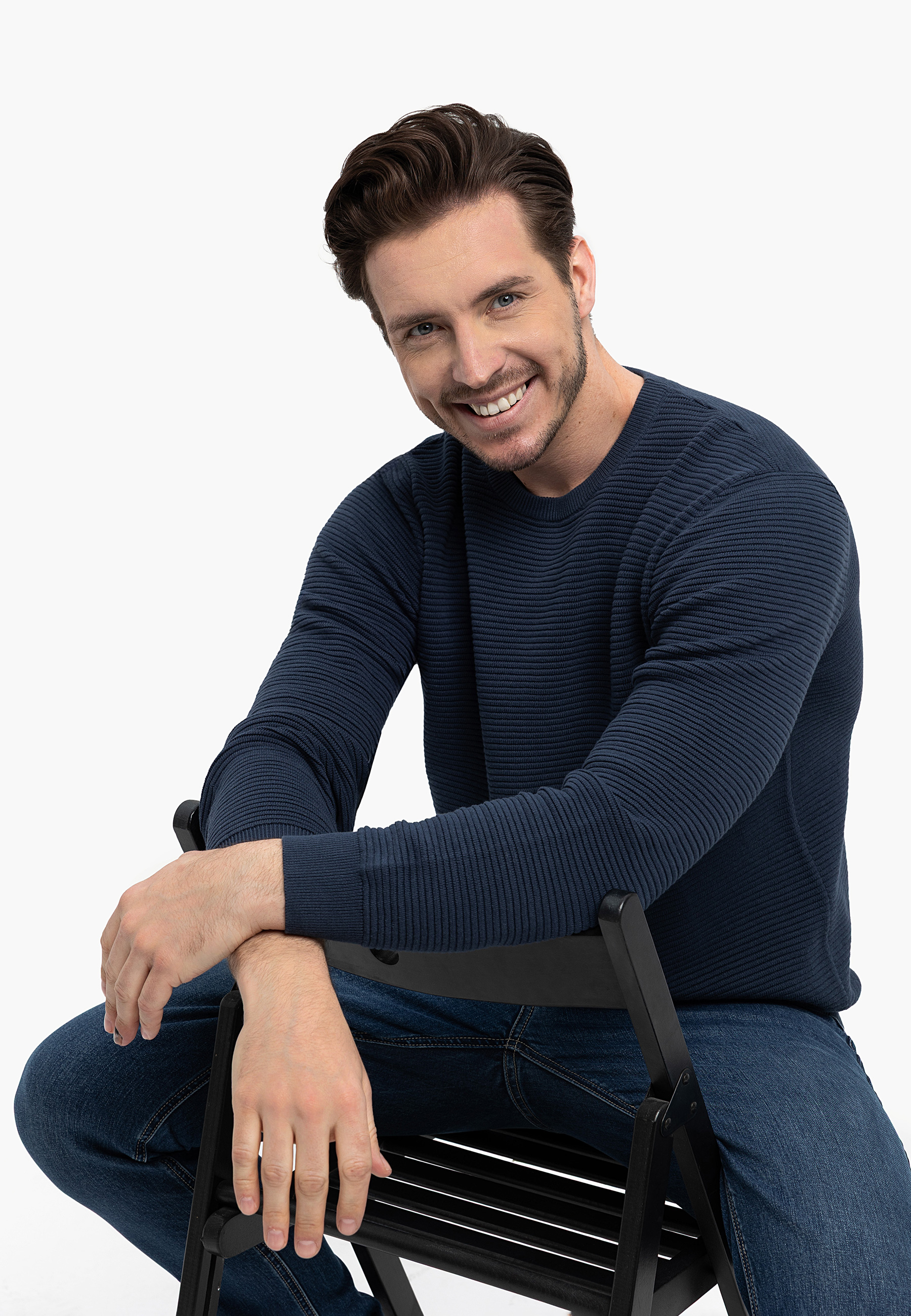 Prążkowany sweter S-MONO