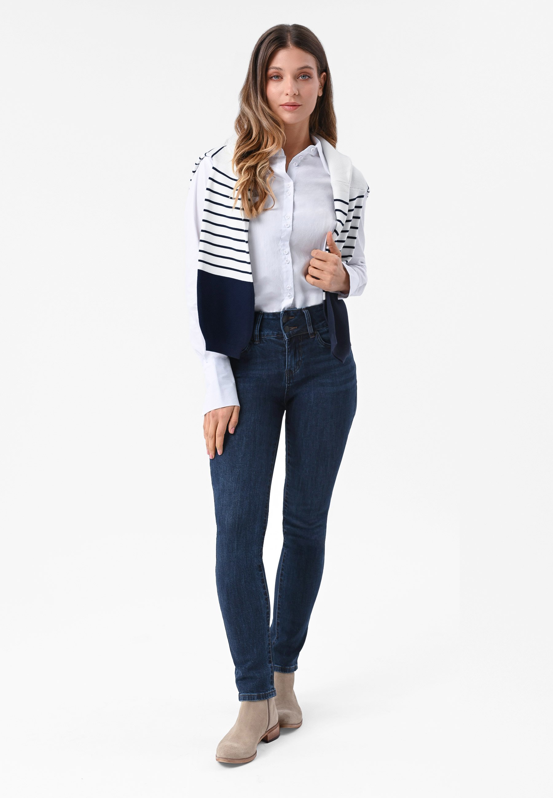 Granatowe jeansy damskie slim D-MONTANA 14