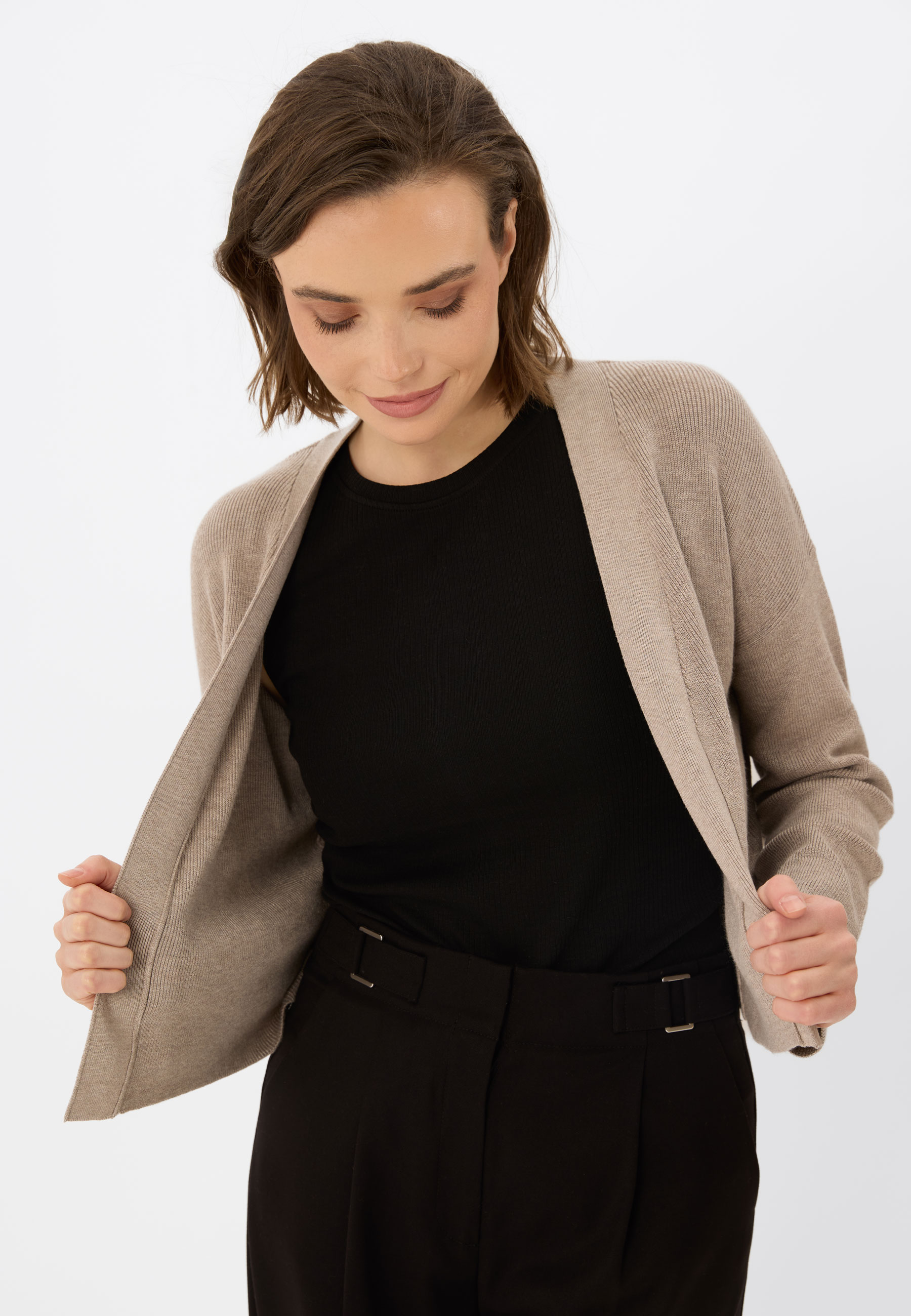 Krótki kardigan S-MIGA