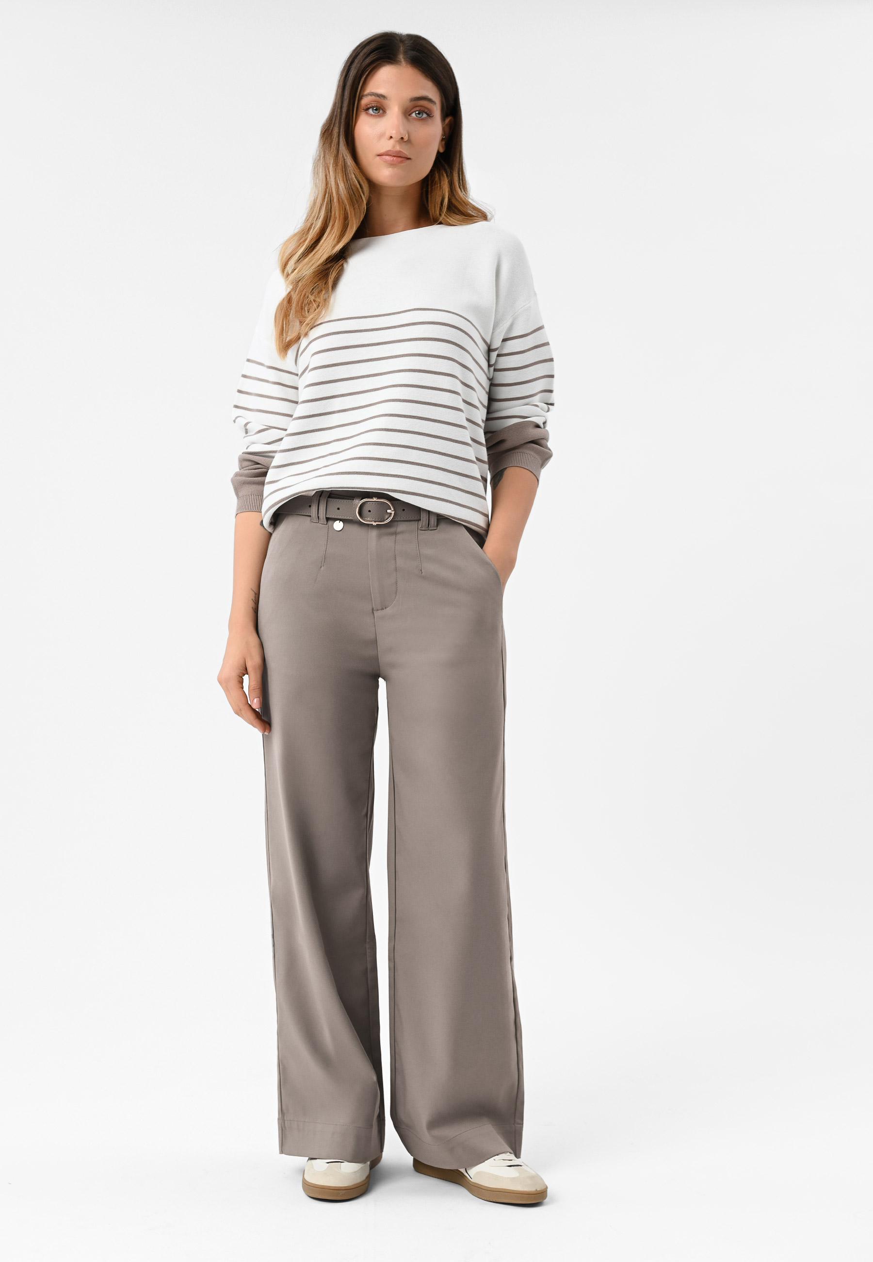 Materiałowe spodnie z szeroką nogawką R-HUS