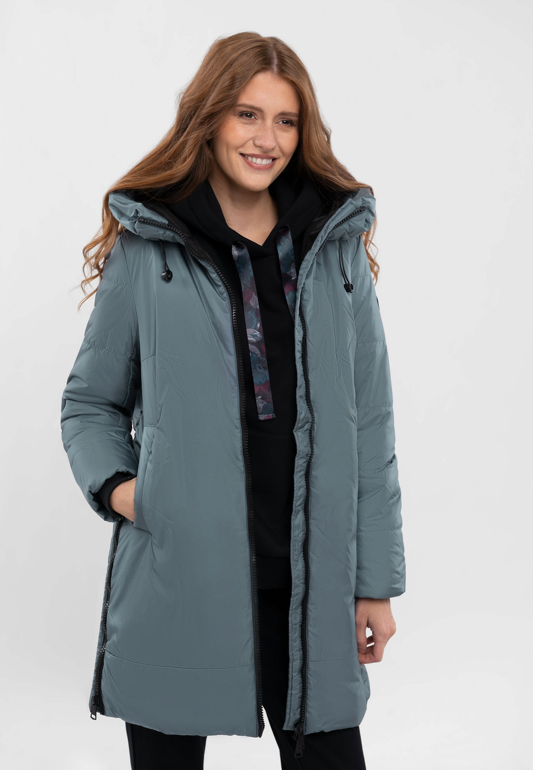 Krótki płaszcz z kapturem J-ADRIA