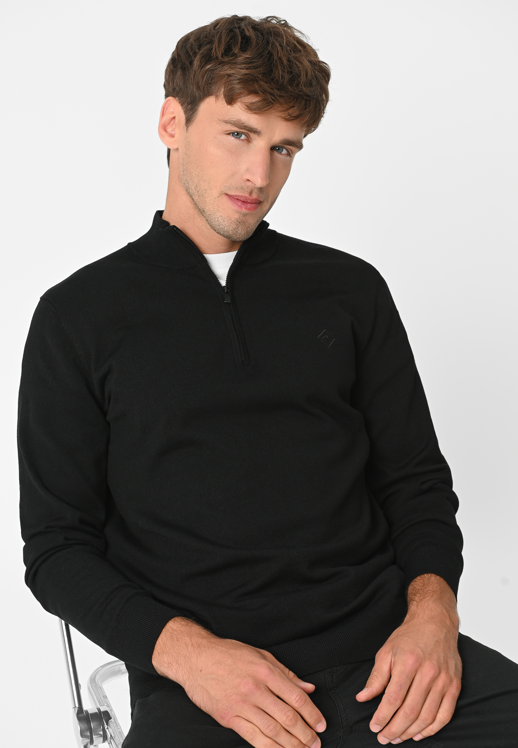 Sweter ze stójką S-SAM