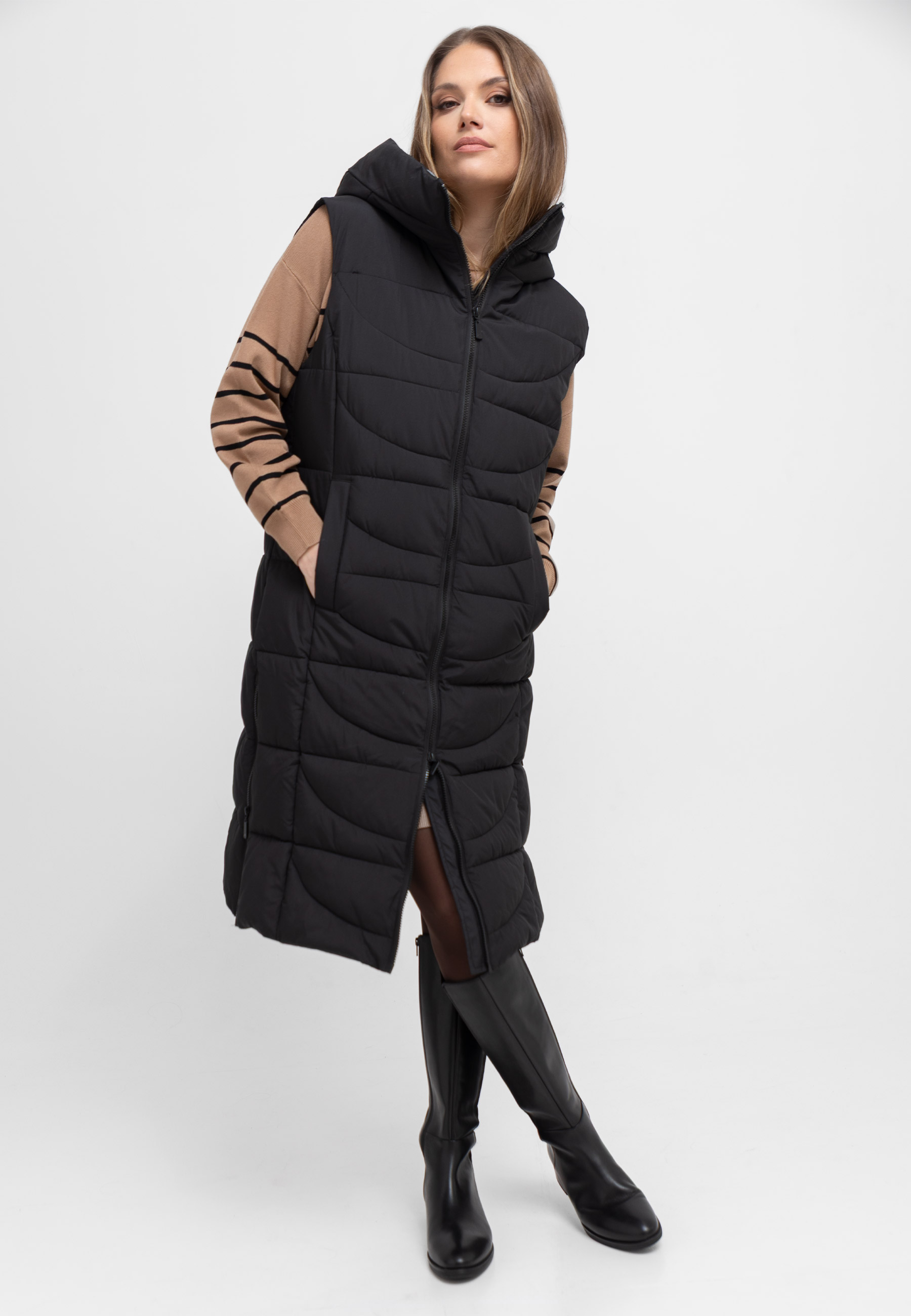 Długi, pikowany bezrękawnik V-JAVA