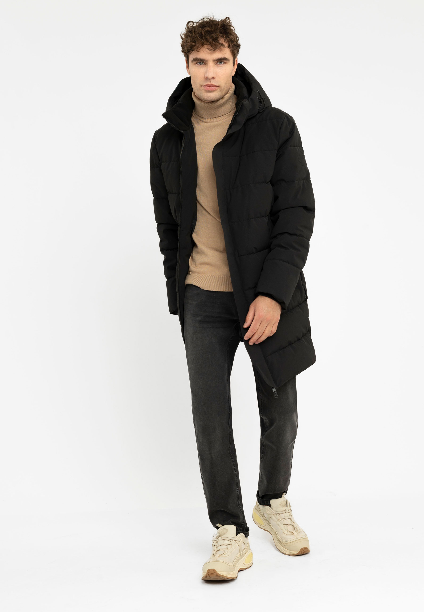 Pikowany płaszcz męski J-REBEL