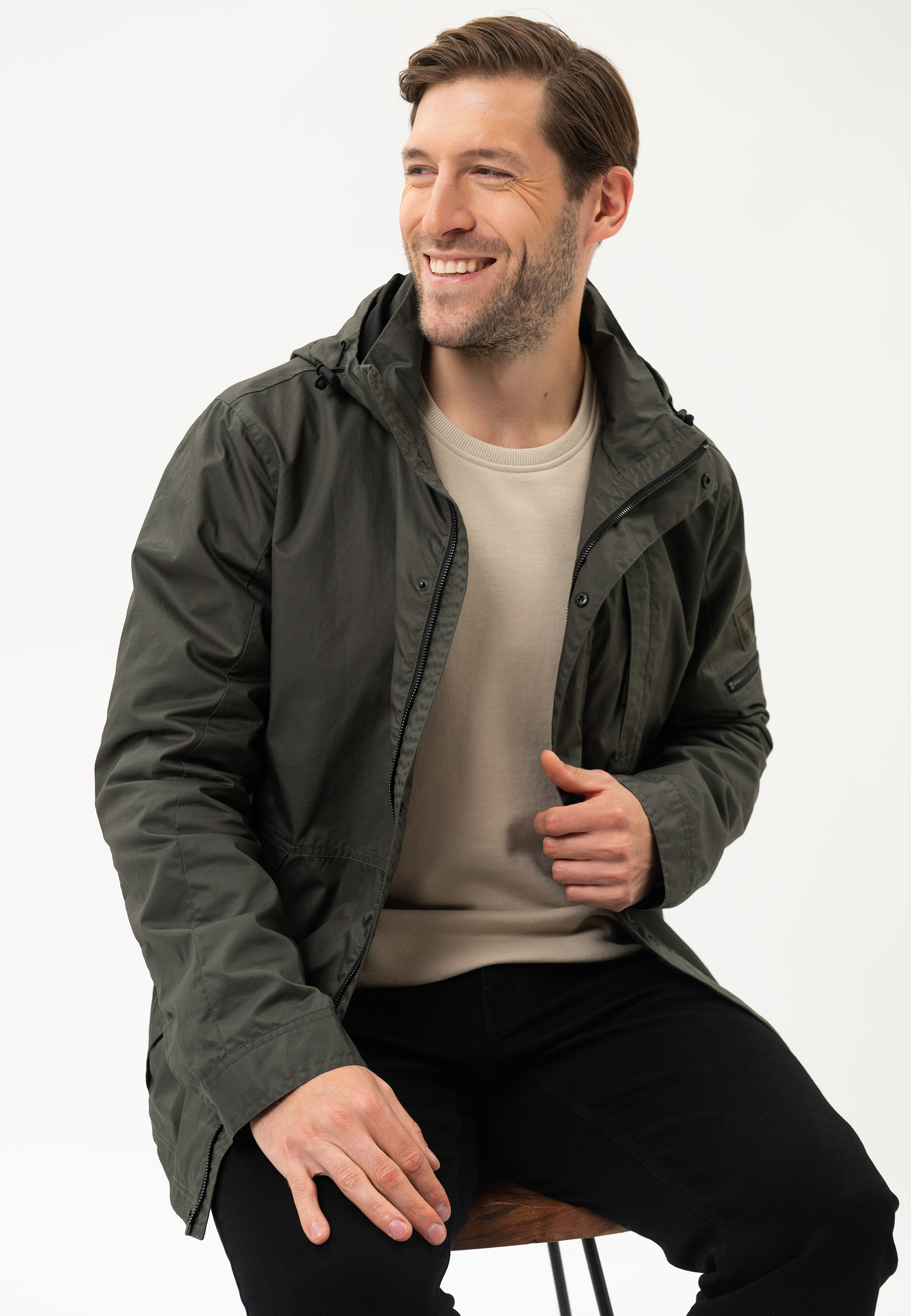 Dłuższa kurtka przejściowa J-PAXON