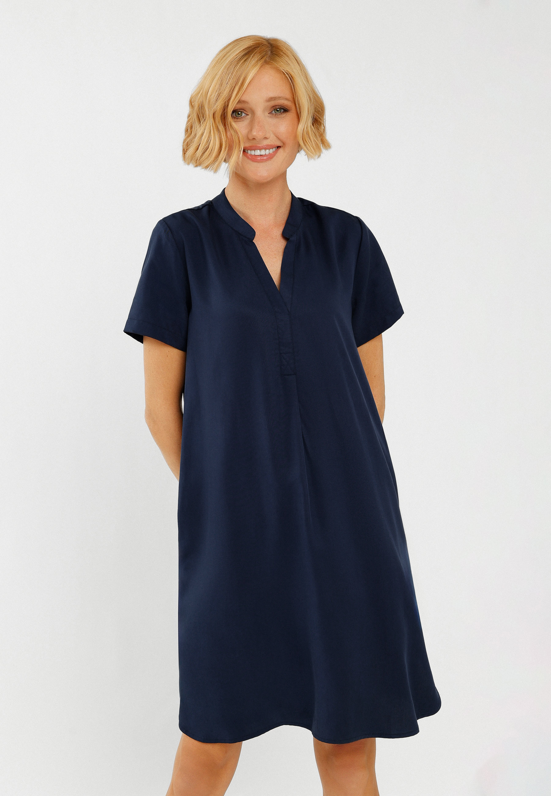 Luźna, gładka sukienka G-FANTA