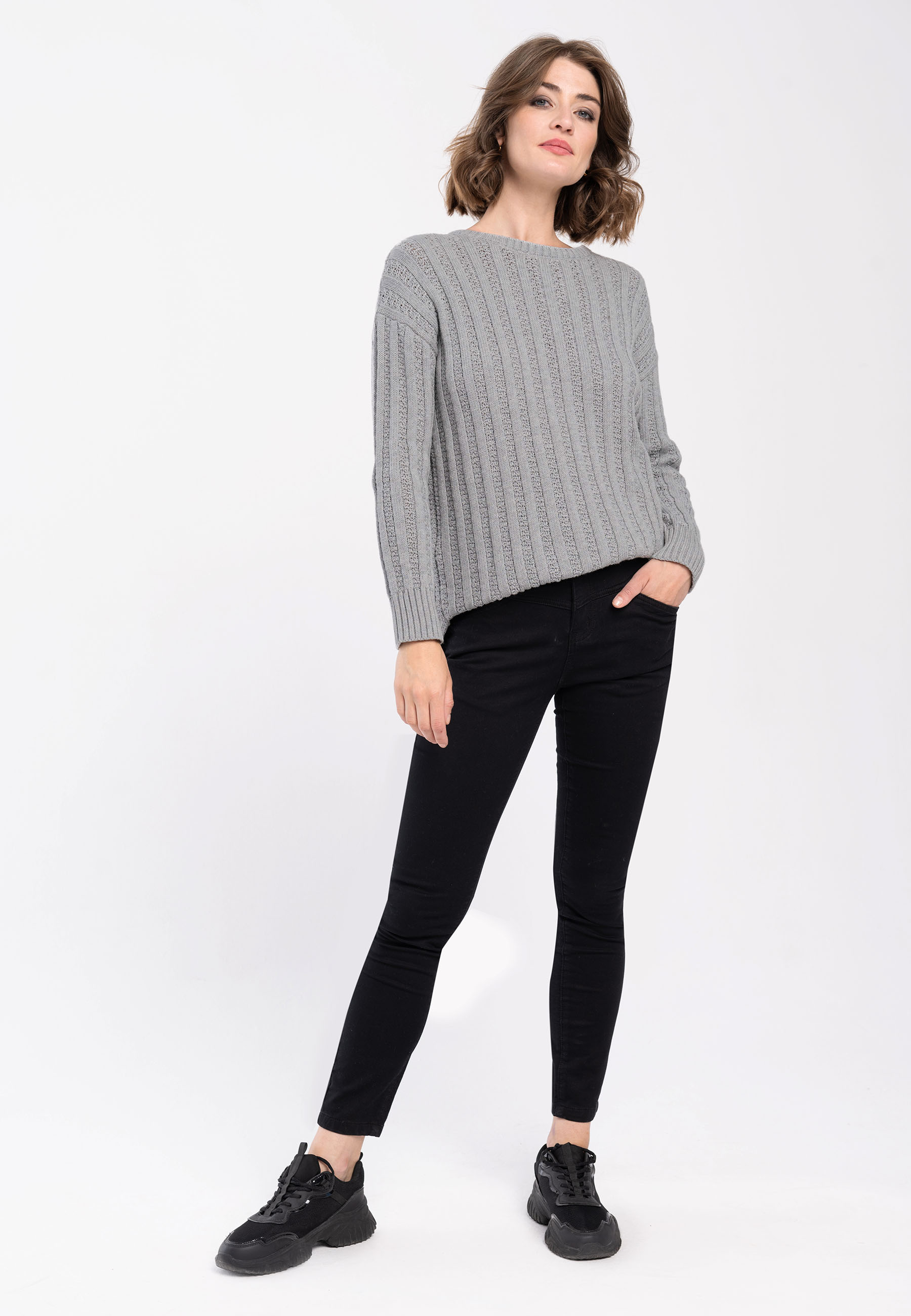 Czarne spodnie Slim Fit, R-CAMILE