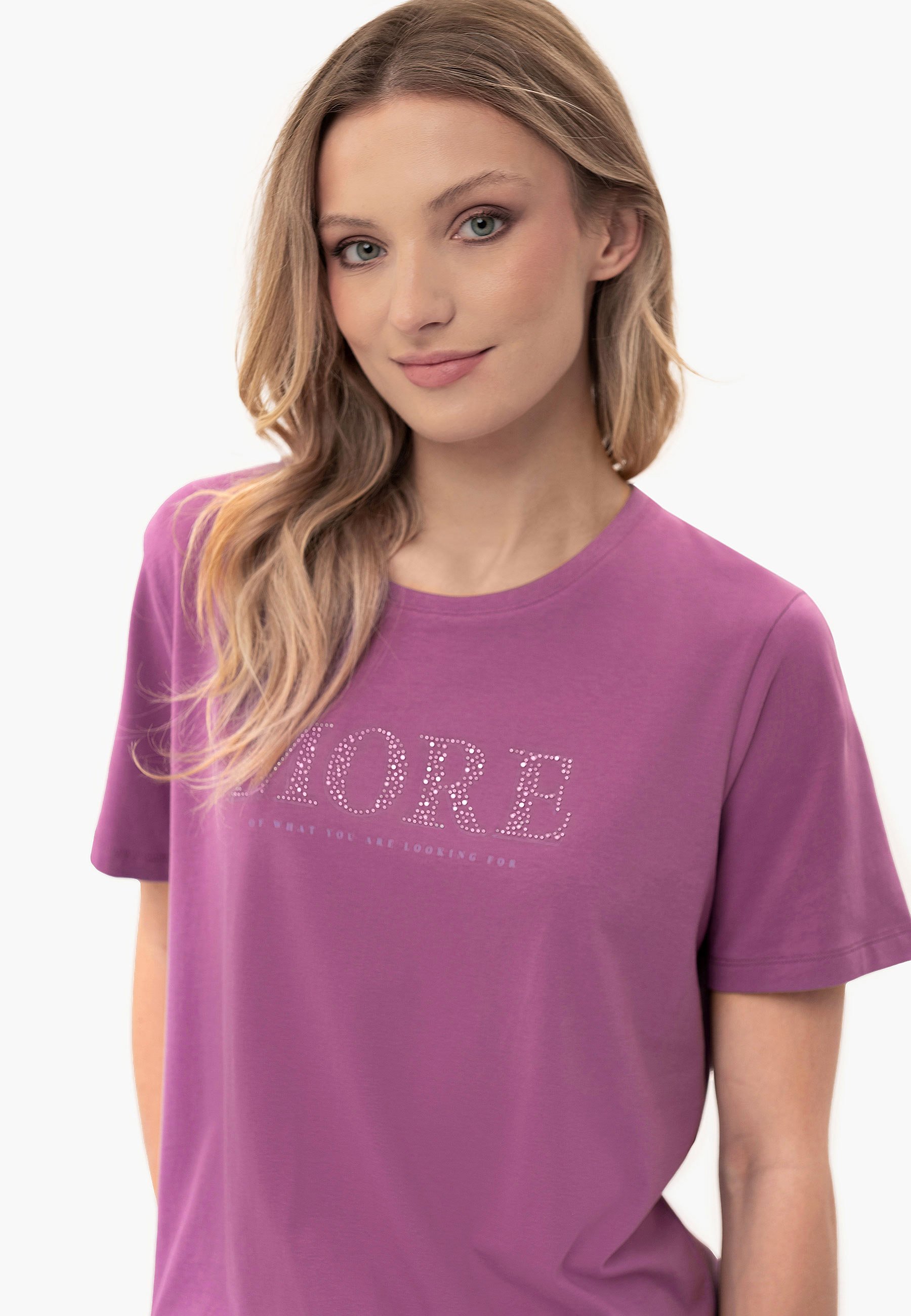 Fioletowy t-shirt, Comfort Fit, T-MORE