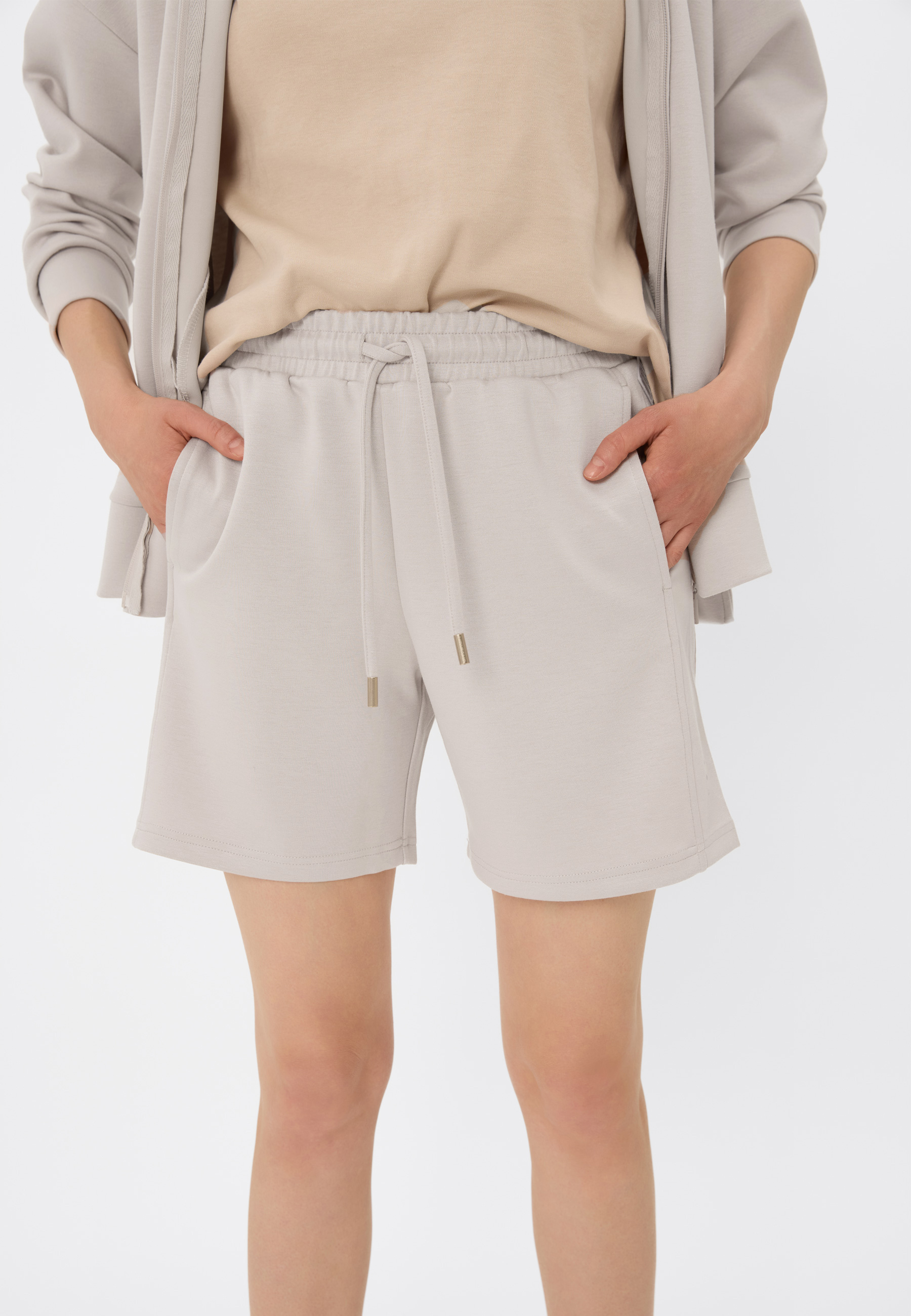 Sportowe szorty M-LOTIZ