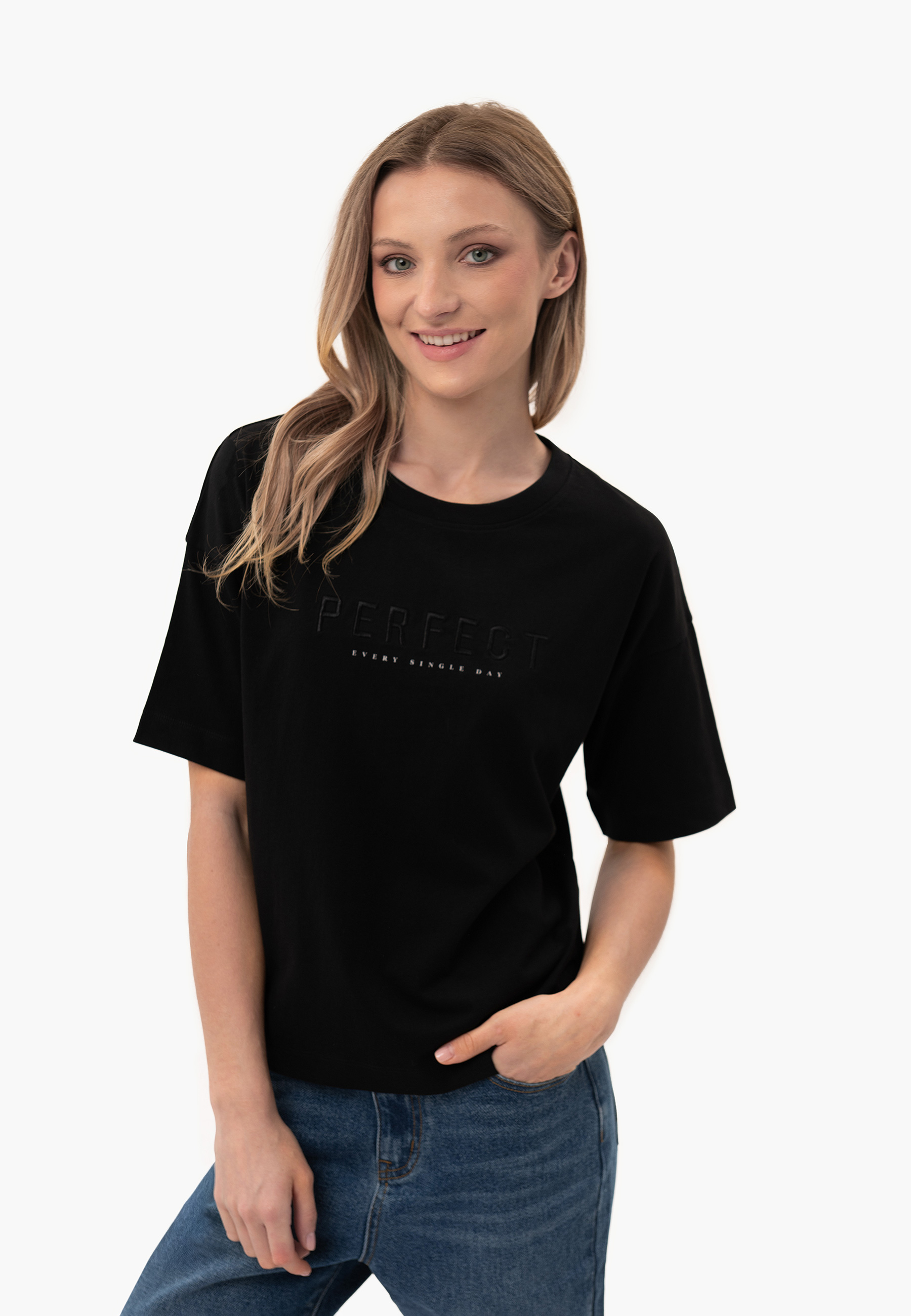 Luźna koszulka z napisem, Comfort Fit, T-PERFECT